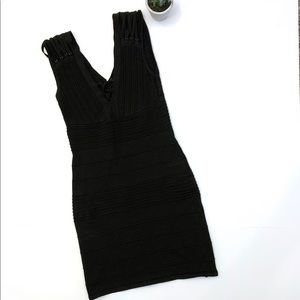 BEBE BLACK DRESS SIZE MEDIUM